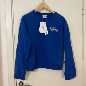 Zara fanta tröja - Helt ny med prislappen kvar! Säljer matchade mjukis byxor!