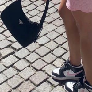 Jordan 1  - Välanvända därav priset skriv privat för nya bilder💕🖤🤍