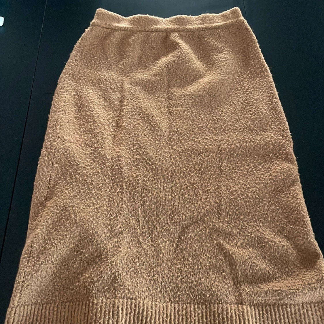 Fint stickat set. - 90