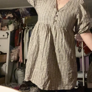 Milkmaid klänning - Rutig