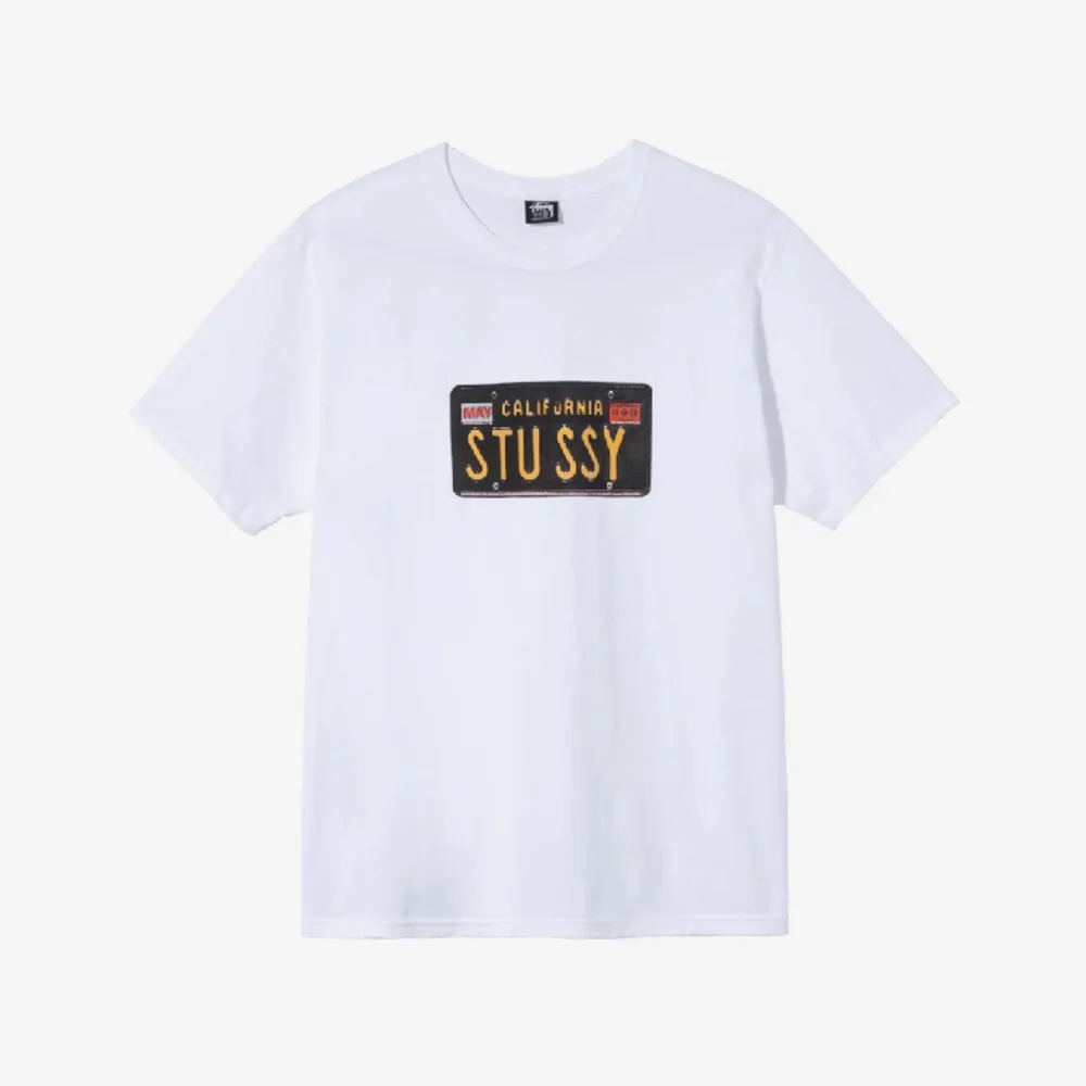 Stussy T shirt SUMMER 21 Collection - 1x License Plate Tee & 1x Levitate SS Tee. T-shirts.