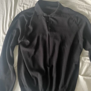 Massimo Dutti tröja - Köptes för 699kr Storlek: L Använd kanske 5 gånger