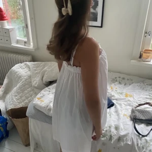 Klänning  - Fin sommar klänning! Aldrig använda! 