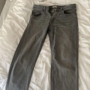 Esprit jeans  - Esprit jeans  Skick 10/10 knappt använda  Nypris 799kr