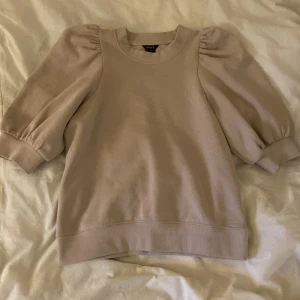 Jätte fin tröja 💕 - Jätte mysig att ha på sig 🧸