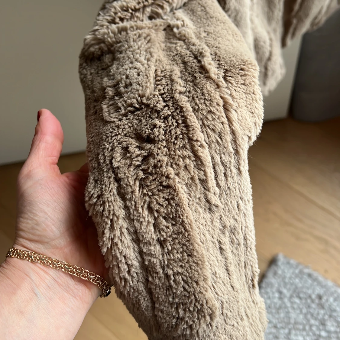 Fuskpälsjacka tunn - 91