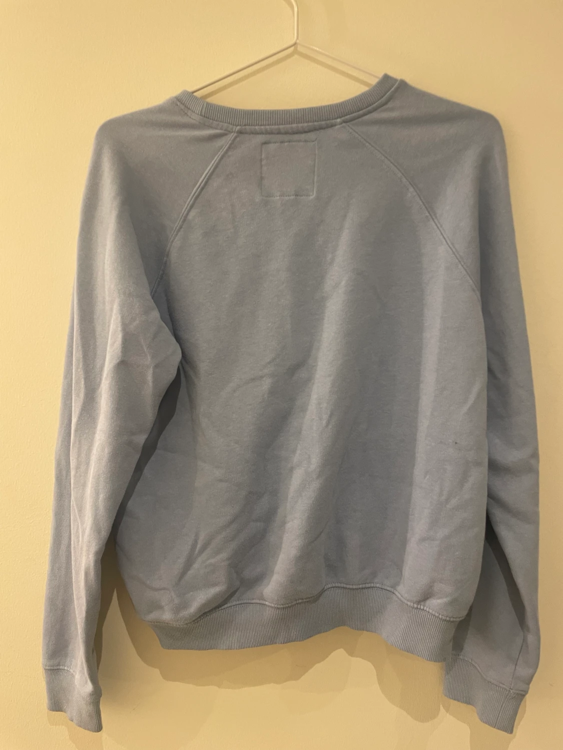 Blå tjocktröja  - 90