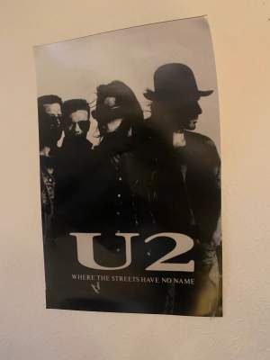 U2 poster i storlek 60x40!