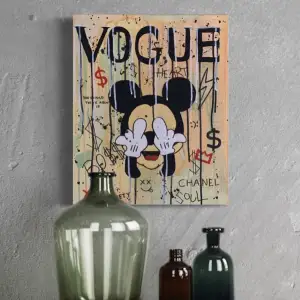 Säljer min Vogue Mickey målning enda exemplaret målat av @tuvastavlor. Otroligt snygg och cool som livar upp rummet!  50x60  Väl omhändertagen och skickas skyddat förpackat.