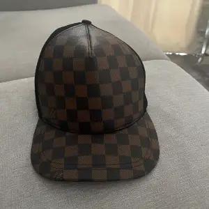 Fake Louis Vuitton 