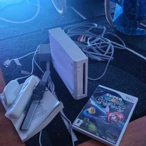 Nintendo wii set med super mario galaxy tvspel