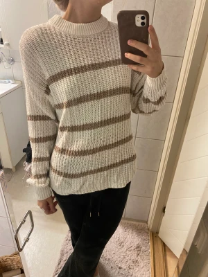 Tröja - Tröja från lager 157🤍