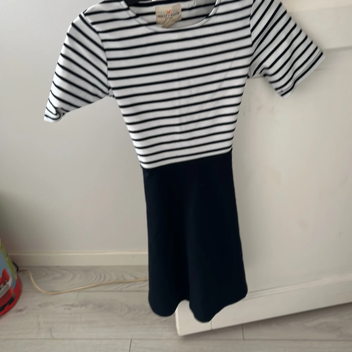 Figur kramande klänning - 90