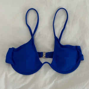 Trendig blå bikini - Jättefin blå bikini i nyskick, storlek xxs!💖
