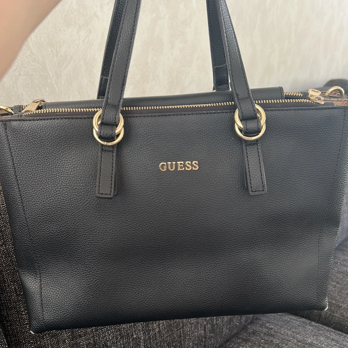 Guess väska - 90
