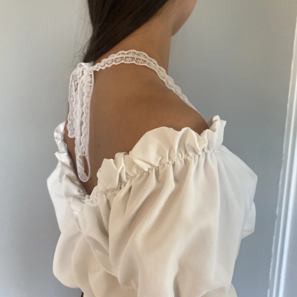 Vit topp med spets - 90