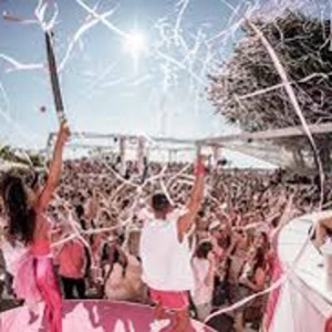 Pink party kallis V29! 6 biljetter  - Säljer 6 stycken biljetter till kallis pink part v29!   En biljett för 680kr/st och alla för 3900kr 