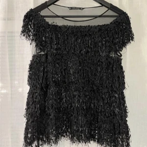 Topp - Från zara i storlek M men passar även mig med xs/s