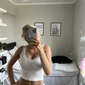 Linne - Säljer detta rosa linne som inte kommer till användning!!