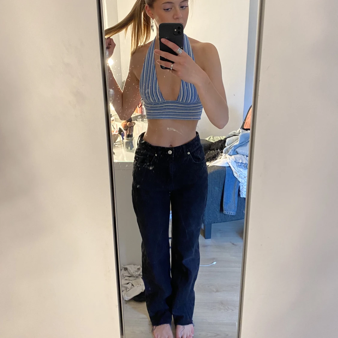 Svarta högmidjade jeans  - 91