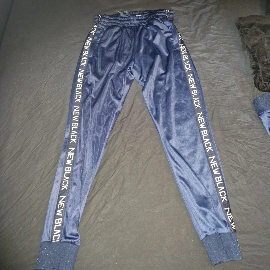 New black tracksuit - 91