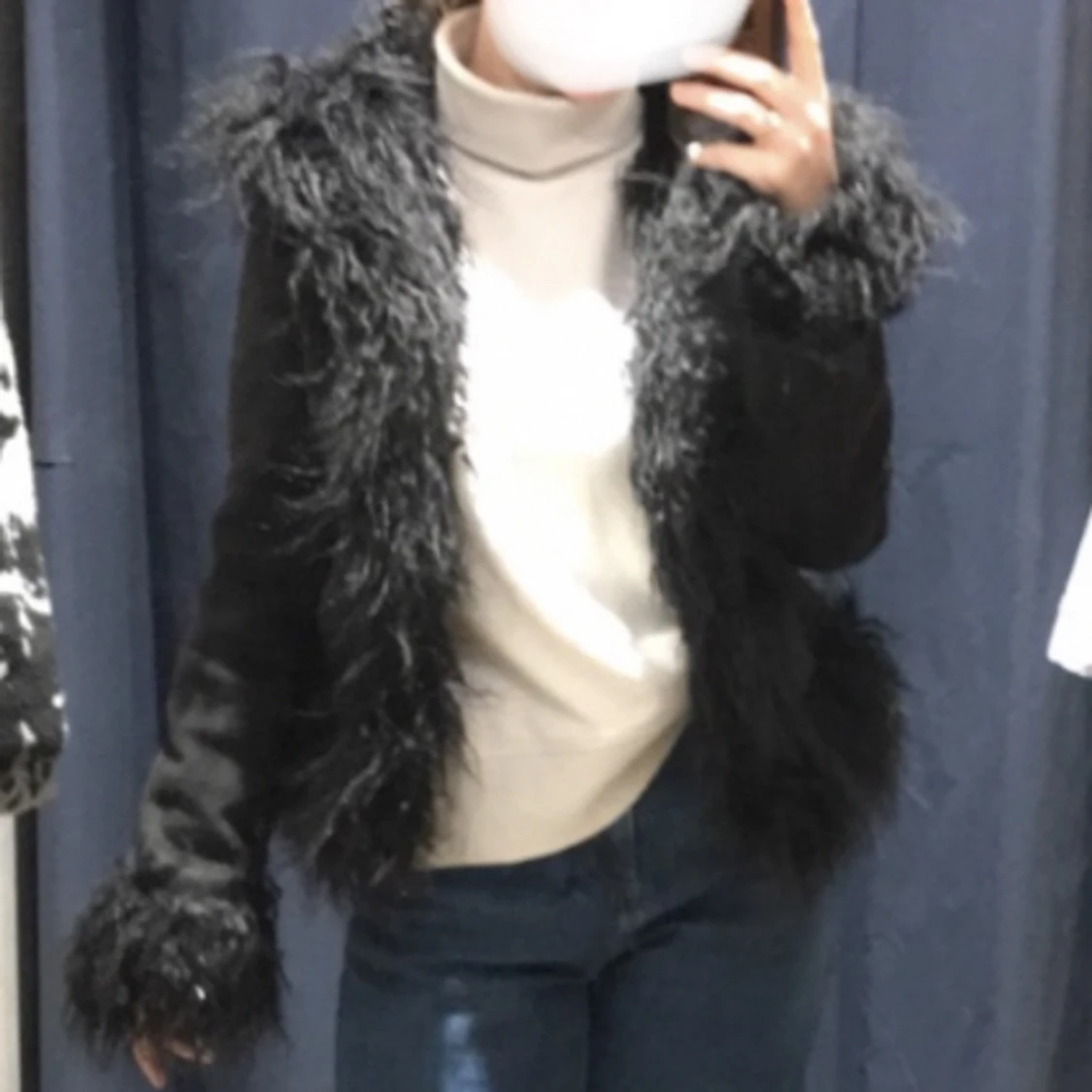 Jacka, Urban Outfitters.  - 90