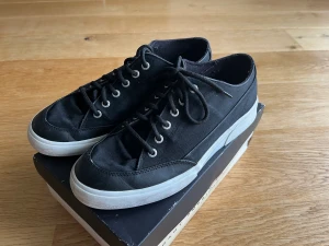 Gant skor - Storlek:42 US 9 (kanske något små i storlek) Använda men bra skick Lite solblekta 