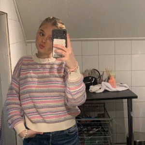 Stickad tröja  - Så fin stickad tröja från carlings. Mysig o knappt använd💕