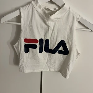 Fila - Fila topp i storlek S.
