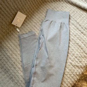 Teveo tights - Oanvända tights från teveo med scrunch