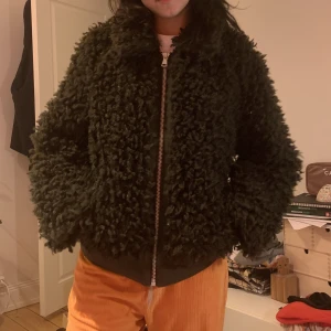 Grön h&m jacka - Superfin grön jacka 