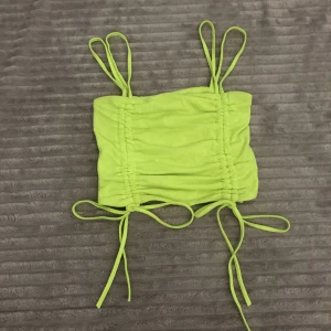 Grön topp - Pris kan diskuteras!😊