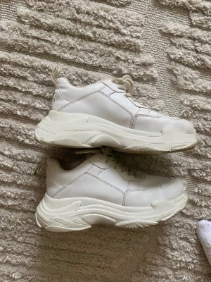 Chunky sneakers - Från Nelly. Knappt använda storlek 38