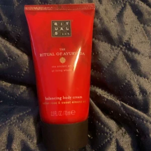 Rituals Body cream - En rituals body cream dom är använd två gånger och är nästan helt full. 