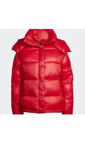 Bikbok jacka  - Bikbok jacka i storlek M som inte säljs längre. Använd fåtal gången🥰 (lånad bild) 