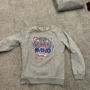 Kenzo tröja   - Skriv för fler bilder 