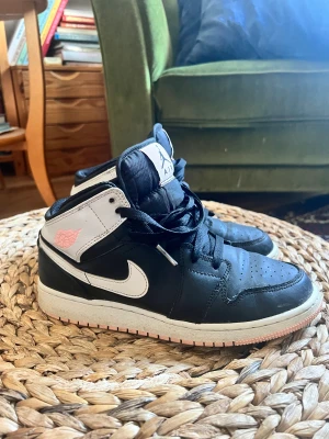 Nike Jordan  - Nike Airjordans använt men fint skick. 
