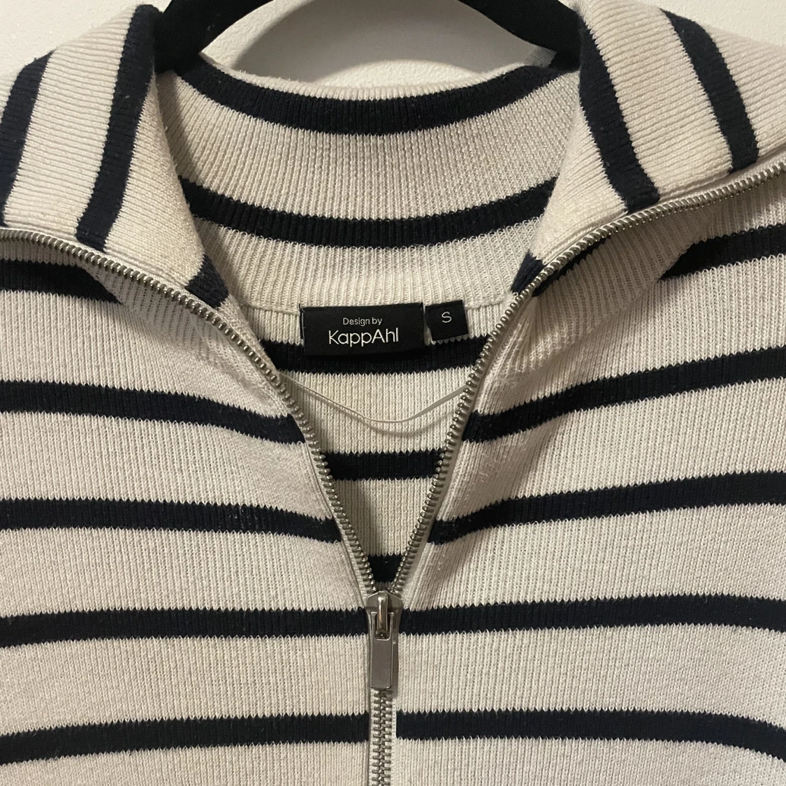 Randig stickad tröja - 91