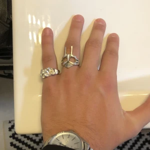 Mf doom ring - Mf doom ring, justerbar annars medelstor