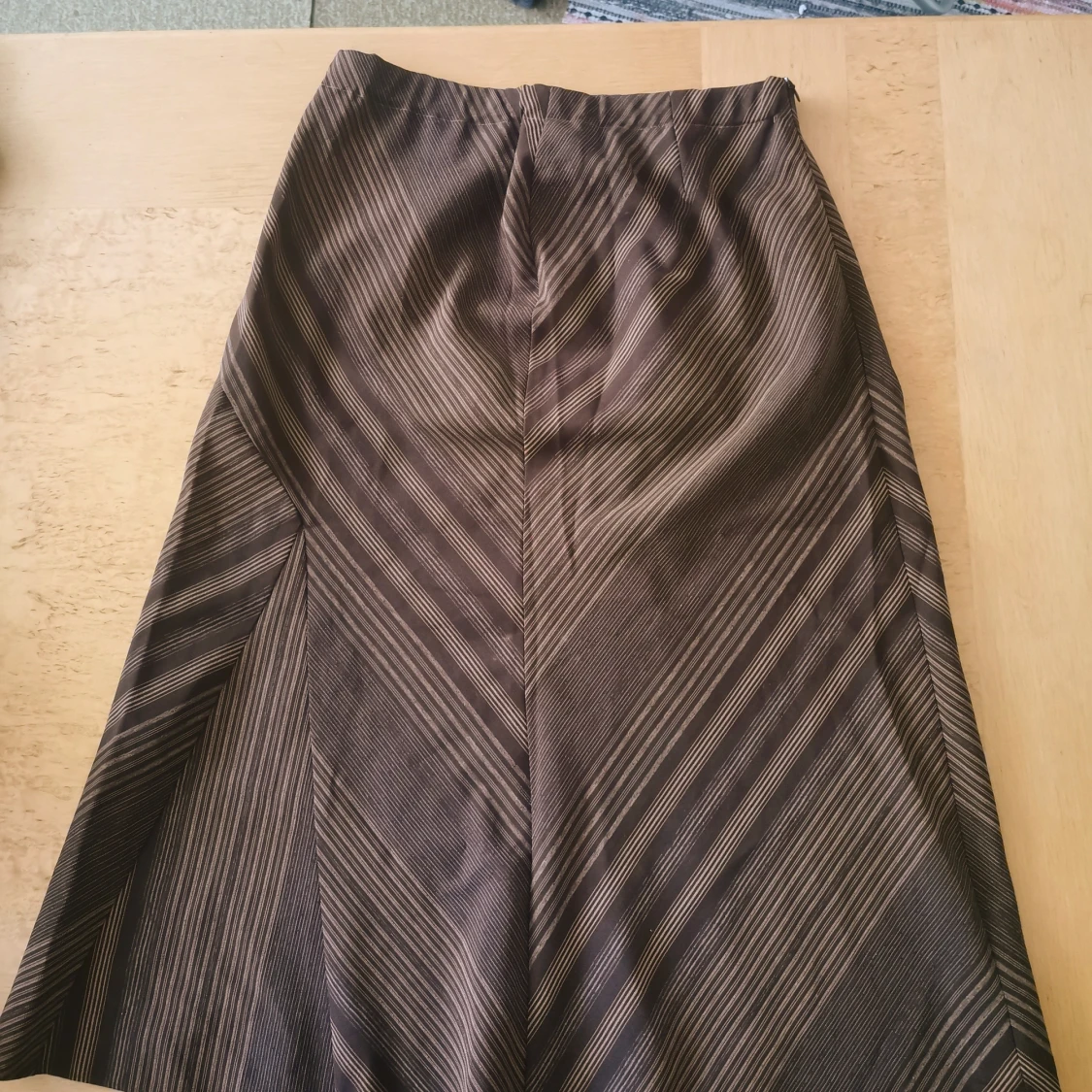 Mönstrad brun kjol  - 91