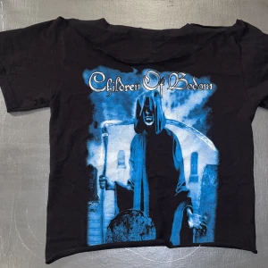 Off shoulder t-shirt - Fin tröja!