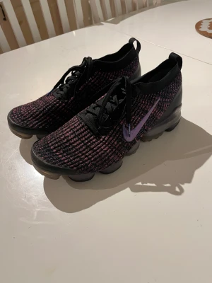 Nike vapormax - Storlek 43. Nike air vapormax. Pris går disskutera vid snabb affär 