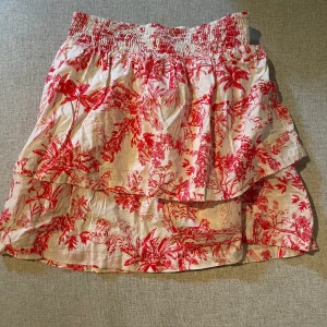 Volangkjol - Cool mönstrad volangkjol❤️