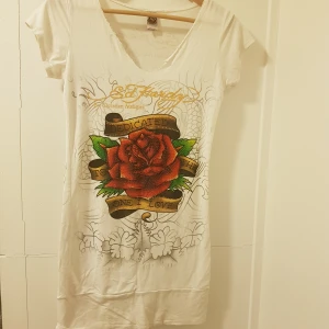 Ed Hardy klänning - Super cool Ed Hardy klänning. 