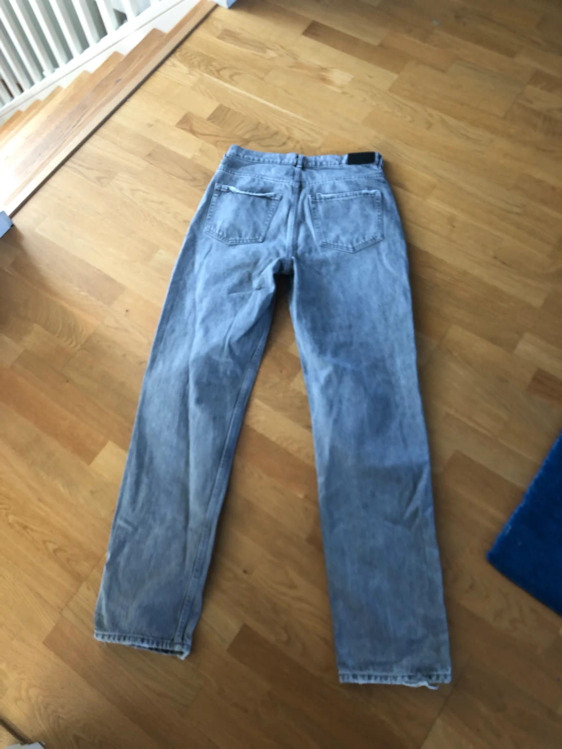 Gina tricot jeans gråa - 91