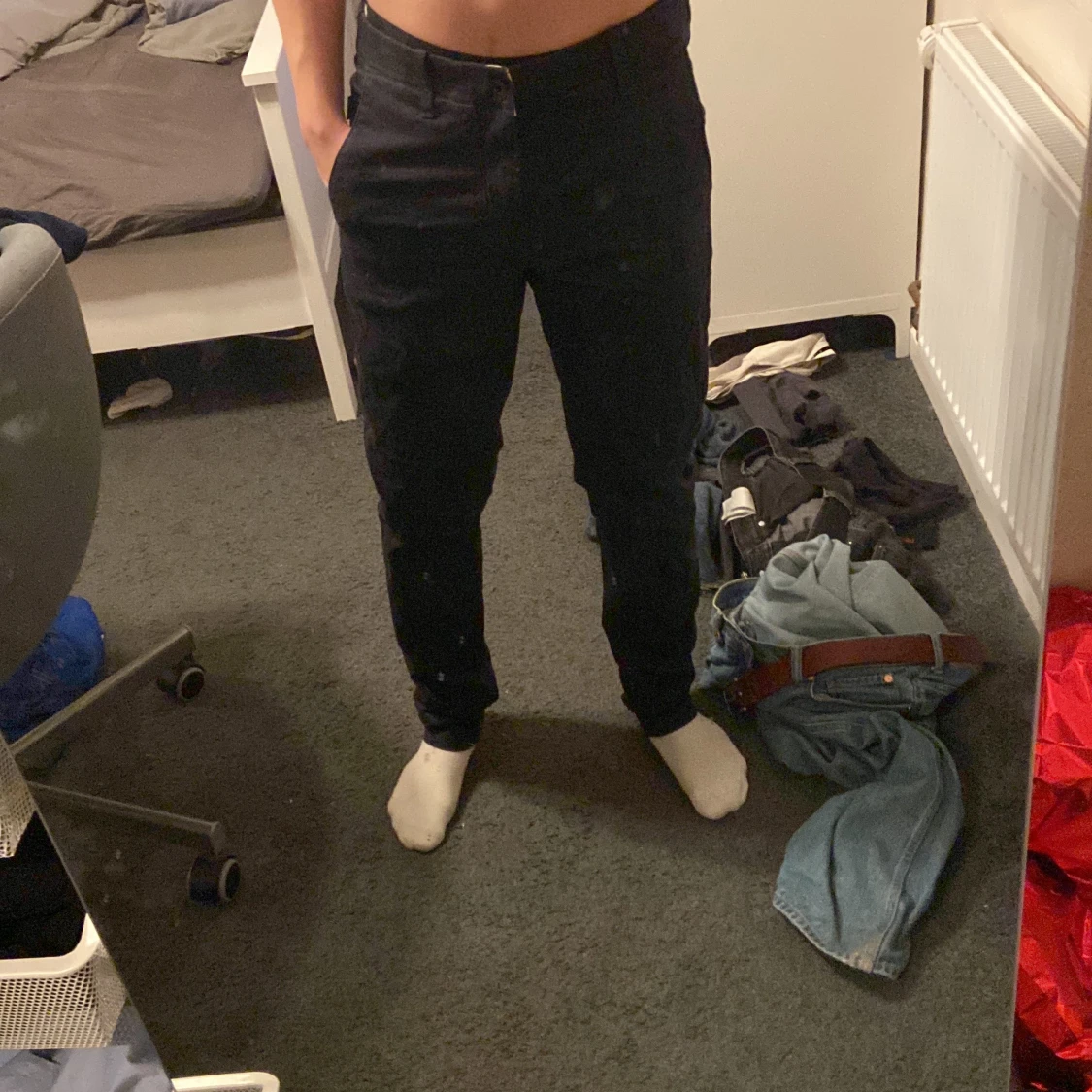 Marinblåa chinos  - 91