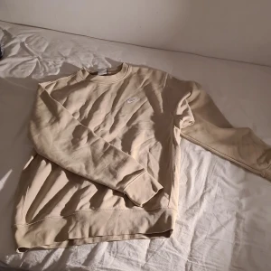 Nike tröja - Den är i perfekt kondition.
