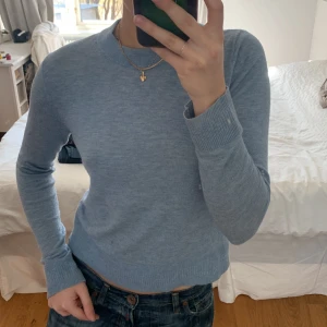 Blå tröja Carin Wester  - En så skön tröja att bara slänga på sig, från Carin Wester!