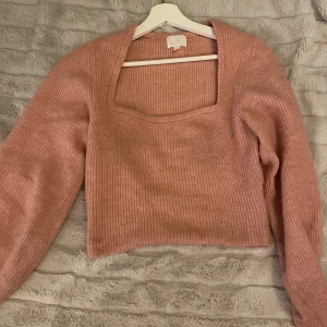 Rosa stickad tröja - Jätte skön, få gånger använd, coral rosa färg nästan  St xs 