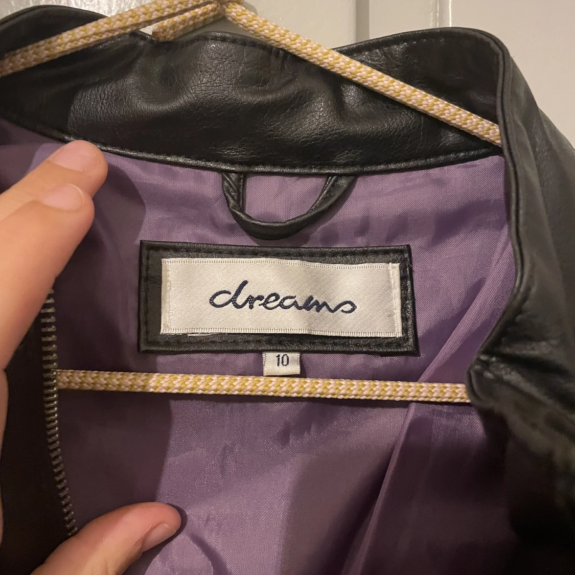 Figursydd skinnjacka - 91